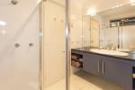 Executive Room Bathroom