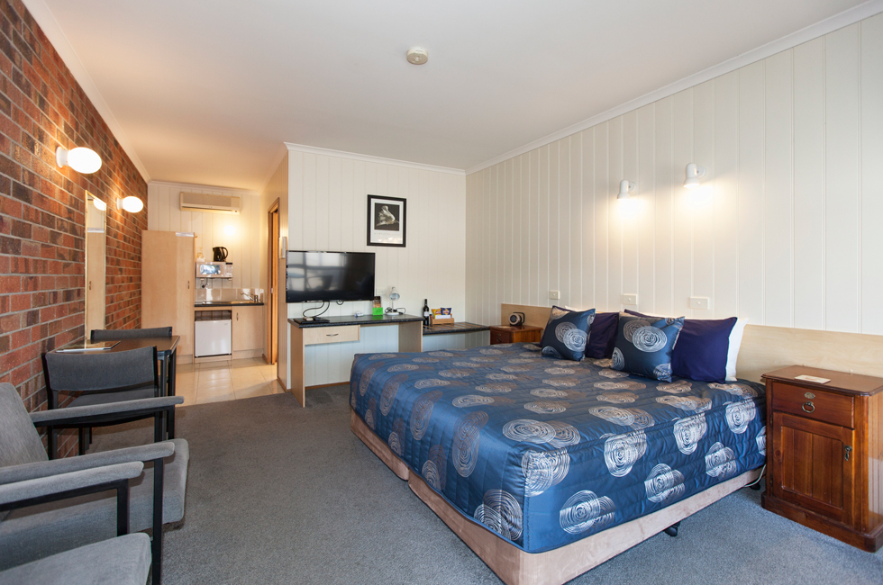 Ararat Motor Inn offers quality accommodation, with all the usual features including Free WiFi and Foxtel